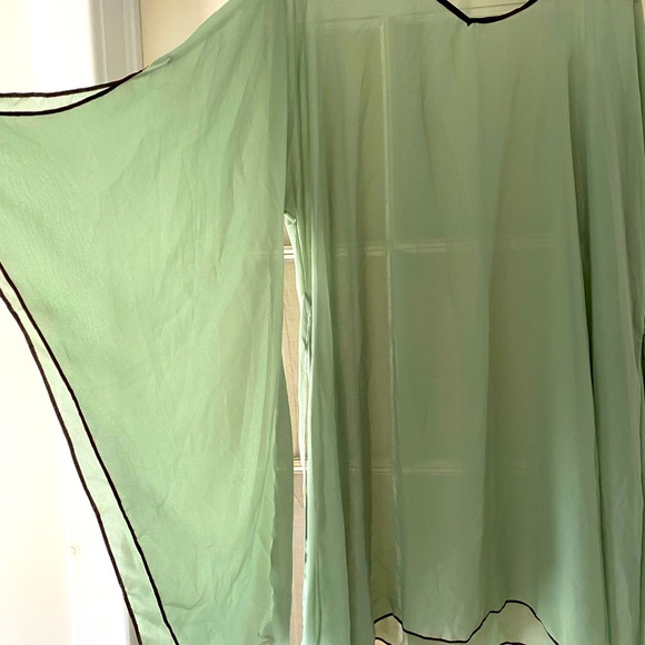 Swim cover up - Picture 4 of 8